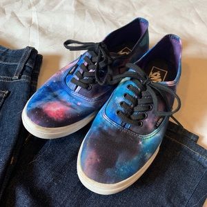 Galaxy patterned VANS size 8
